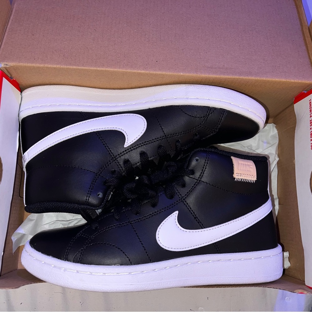 Nike Shoes - Picture 2 of 2